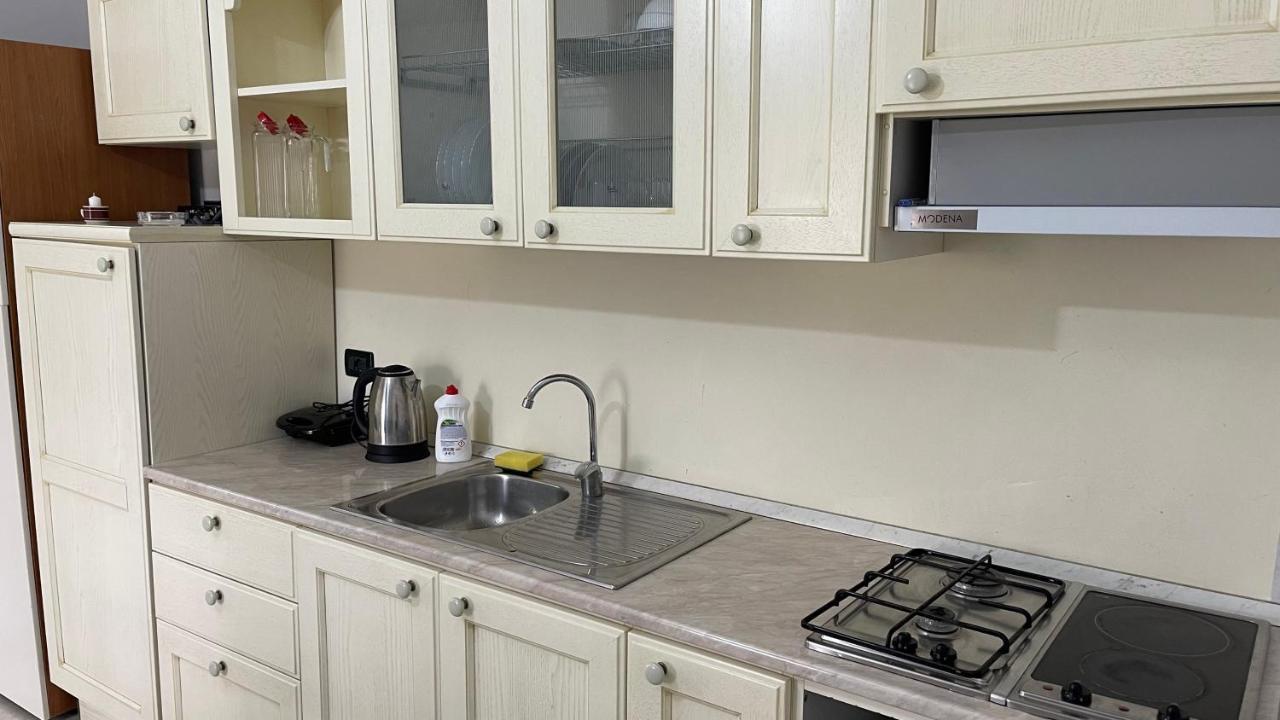 Azure Apartments By Kondo Stays Vlore Luaran gambar